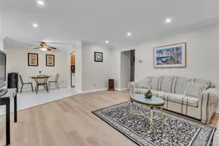 45 Richmond Blvd, Ronkonkoma, NY 11779 - Photo 6