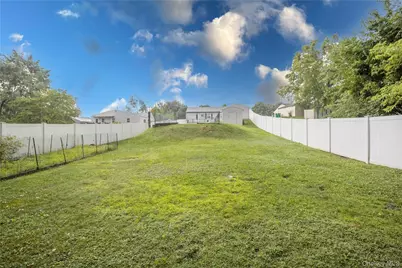 32 Peter Cooper Drive, Poughkeepsie, NY 12601 - Photo 20