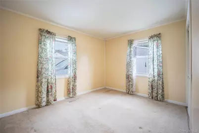 32 Peter Cooper Drive, Poughkeepsie, NY 12601 - Photo 14