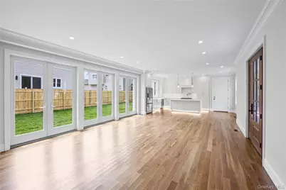 28 Alsace Place, Northport, NY 11768 - Photo 8