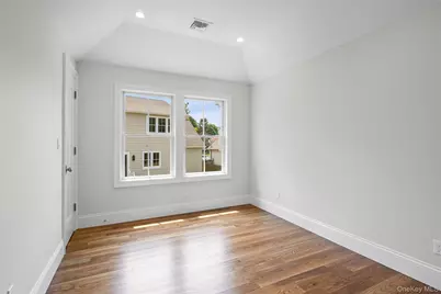 28 Alsace Place, Northport, NY 11768 - Photo 14