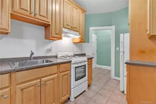 322 Jericho Tpke, Floral Park, NY 11001 - Photo 12