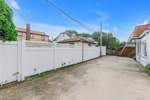322 Jericho Tpke, Floral Park, NY 11001 - Photo 22