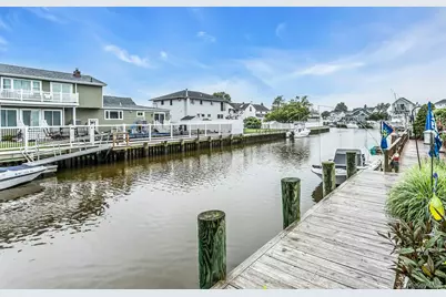 10 Garfield Place, Massapequa, NY 11758 - Photo 30
