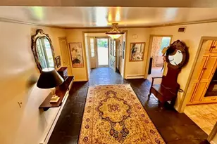 40 Knott Dr, Glen Cove, NY 11542 - Photo 2