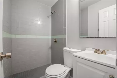 1241 Connetquot Avenue, Central Islip, NY 11722 - Photo 8