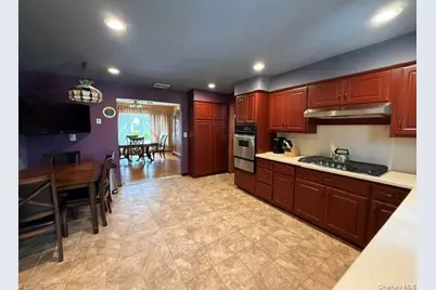 59 Farmers Avenue, Lindenhurst, NY 11757 - Photo 12