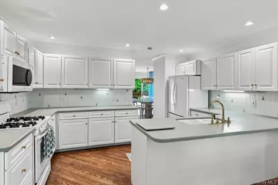 129 Oneck Lane, Westhampton Beach, NY 11978 - Photo 20
