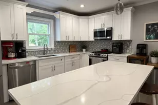7 Lake Dr, Middle Island, NY 11953 - Photo 6