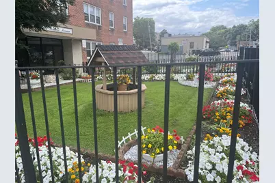 52 Yonkers Terrace #7K, Yonkers, NY 10704 - Photo 2
