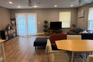11 Mara Rd, Huntington Station, NY 11746 - Photo 2