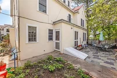 80-45 Grenfell Street, Kew Gardens, NY 11415 - Photo 32