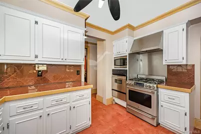 80-45 Grenfell Street, Kew Gardens, NY 11415 - Photo 18