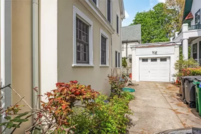 80-45 Grenfell Street, Kew Gardens, NY 11415 - Photo 34