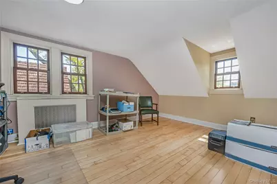 80-45 Grenfell Street, Kew Gardens, NY 11415 - Photo 28