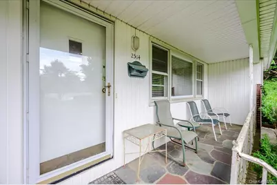 2514 Lindenmere Drive, Merrick, NY 11566 - Photo 2