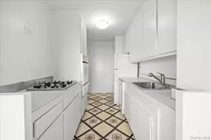 555 Kappock St, Bronx, NY 10463 - Photo 10