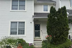 310 Cornwall Meadows Ln, Patterson, NY 12563 - Photo 2