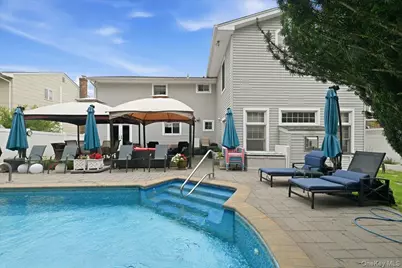 1844 Jefferson Avenue, North Bellmore, NY 11710 - Photo 44