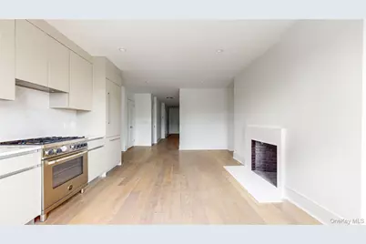 14809 Northern Boulevard #5J, Flushing, NY 11354 - Photo 6