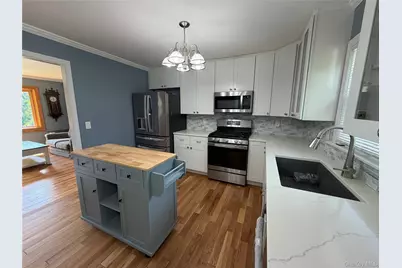 17 Hunter Street, Highland Mills, NY 10930 - Photo 12