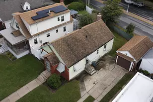 48-40 186th St, Fresh Meadows, NY 11365 - Photo 34