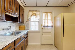 48-40 186th St, Fresh Meadows, NY 11365 - Photo 14
