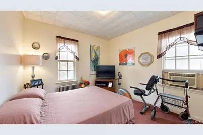48-40 186th Street, Fresh Meadows, NY 11365 - Photo 18