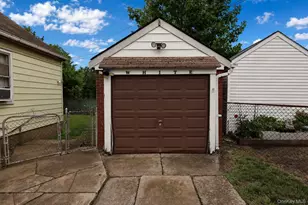 48-40 186th St, Fresh Meadows, NY 11365 - Photo 30