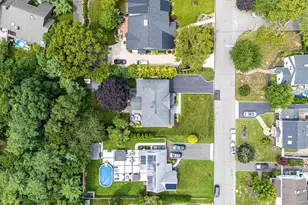 121 Bayway Ave, Bay Shore, NY 11706 - Photo 6