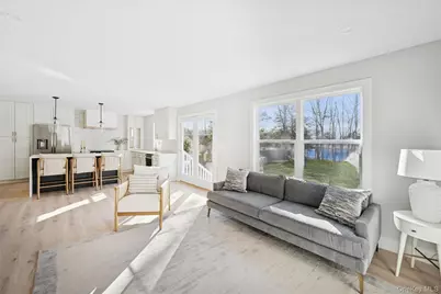 909 Ostrander Avenue, Riverhead, NY 11901 - Photo 8