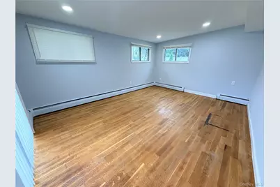 190 Meridian Road, Levittown, NY 11756 - Photo 6