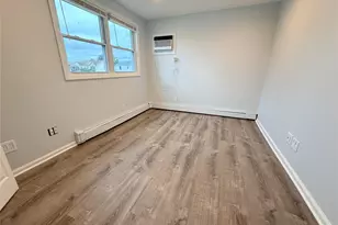 190 Meridian Rd, Levittown, NY 11756 - Photo 14