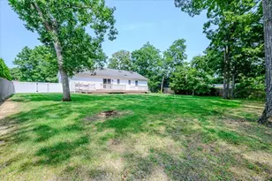 31 Carter Rd, Hampton Bays, NY 11946 - Photo 32