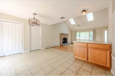 31 Carter Road, Hampton Bays, NY 11946 - Photo 6
