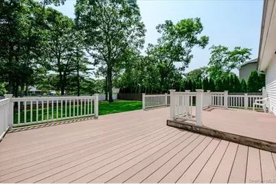 31 Carter Road, Hampton Bays, NY 11946 - Photo 24