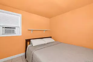 9 Van Cedar St, Brentwood, NY 11717 - Photo 26