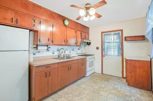 12 Raymond St, Montrose, NY 10548 - Photo 10