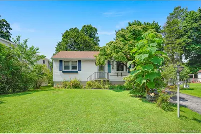 12 Raymond Street, Montrose, NY 10548 - Photo 2