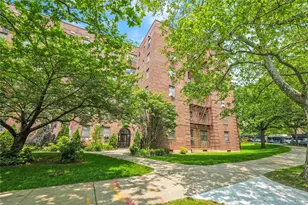 139-15 28th Rd, Flushing, NY 11354 - Photo 4