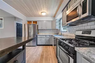 14 Seaside Ave, Sound Beach, NY 11789 - Photo 14
