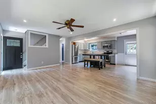 14 Seaside Ave, Sound Beach, NY 11789 - Photo 6