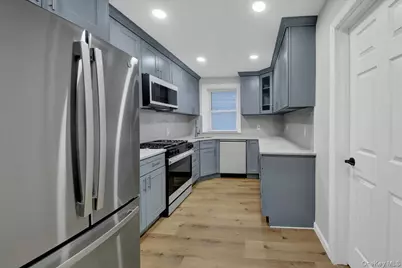 94 Fowler Avenue, Yonkers, NY 10701 - Photo 20