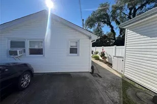79 Radcliffe Rd, Island Park, NY 11558 - Photo 2