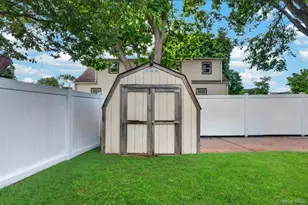 60 Lincoln Ave, Deer Park, NY 11729 - Photo 30