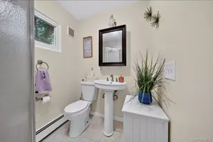 60 Lincoln Ave, Deer Park, NY 11729 - Photo 18