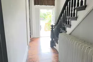86 S Hamilton, Poughkeepsie, NY 12601 - Photo 2
