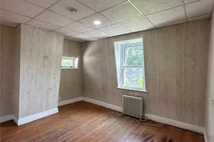 86 S Hamilton, Poughkeepsie, NY 12601 - Photo 6