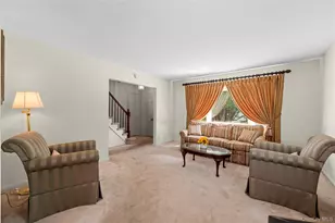 18 Lynton Rd, Albertson, NY 11507 - Photo 12