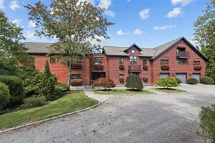 25 Edgar Rd, Armonk, NY 10504 - Photo 2